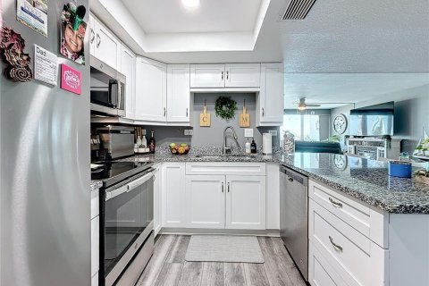 Condominio en venta en Treasure Island, Florida, 2 dormitorios, 121.52 m2 № 1545337 - foto 16