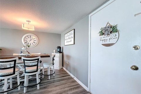 Condominio en venta en Treasure Island, Florida, 2 dormitorios, 121.52 m2 № 1545337 - foto 12