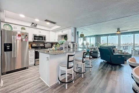 Condominio en venta en Treasure Island, Florida, 2 dormitorios, 121.52 m2 № 1545337 - foto 21
