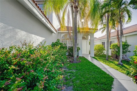Casa en venta en Pembroke Pines, Florida, 4 dormitorios, 205.59 m2 № 1852255 - foto 4