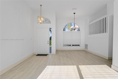 Casa en venta en Pembroke Pines, Florida, 4 dormitorios, 205.59 m2 № 1852255 - foto 8