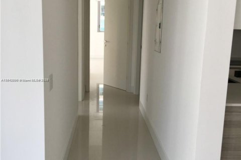 Copropriété à louer à Miami, Floride: 2 chambres, 94.02 m2 № 1940072 - photo 10