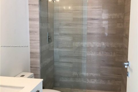 Copropriété à louer à Miami, Floride: 2 chambres, 94.02 m2 № 1940072 - photo 11