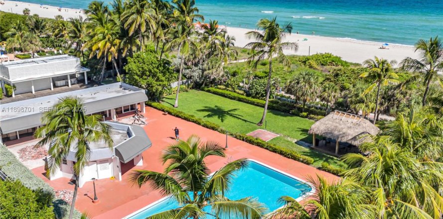 Condo in Miami Beach, Florida, 1 bedroom № 1983802