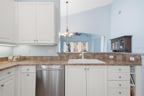 Townhouse in Palm Coast, Florida 2 bedrooms, 169.83 sq.m. № 2119305 - photo 10