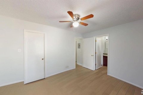 Duplex in Orlando, Florida 2 bedrooms, 83.52 sq.m. № 1681530 - photo 20