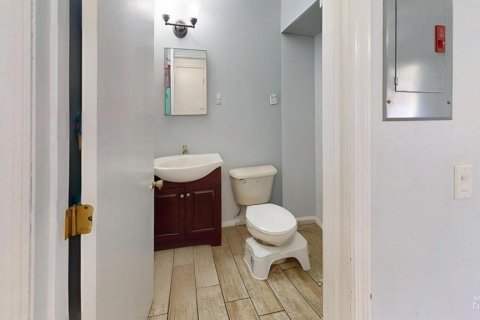 Duplex in Orlando, Florida 2 bedrooms, 83.52 sq.m. № 1681530 - photo 25