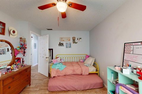 Duplex in Orlando, Florida 2 bedrooms, 83.52 sq.m. № 1681530 - photo 13