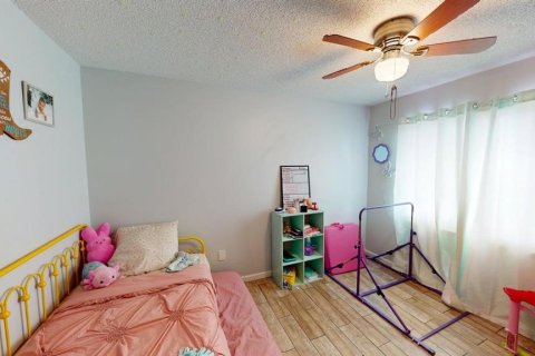 Duplex in Orlando, Florida 2 bedrooms, 83.52 sq.m. № 1681530 - photo 21