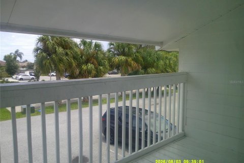 Townhouse in Kissimmee, Florida 2 bedrooms, 99.03 sq.m. № 2284135 - photo 25