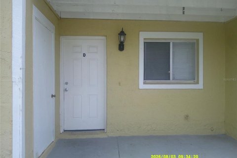 Townhouse in Kissimmee, Florida 2 bedrooms, 99.03 sq.m. № 2284135 - photo 2