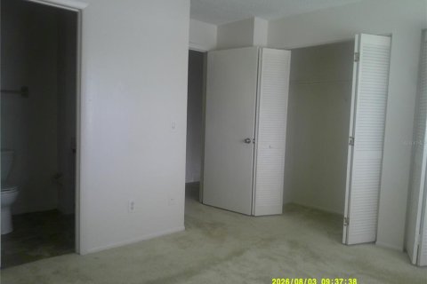 Townhouse in Kissimmee, Florida 2 bedrooms, 99.03 sq.m. № 2284135 - photo 17