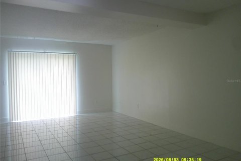 Townhouse in Kissimmee, Florida 2 bedrooms, 99.03 sq.m. № 2284135 - photo 4