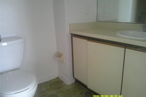 Townhouse in Kissimmee, Florida 2 bedrooms, 99.03 sq.m. № 2284135 - photo 18