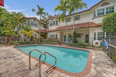 Condominio en venta en Fort Lauderdale, Florida, 3 dormitorios, 151.34 m2 № 2268128 - foto 3