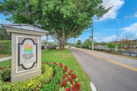 Condo in Deerfield Beach, Florida, 1 bedroom  № 1715305 - photo 17