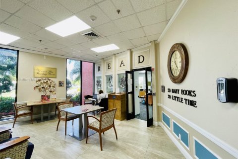 Condo in Deerfield Beach, Florida, 1 bedroom  № 1715305 - photo 25