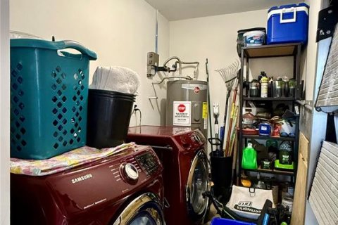 Casa en alquiler en Saint Petersburg, Florida, 2 dormitorios, 94.3 m2 № 1907271 - foto 15