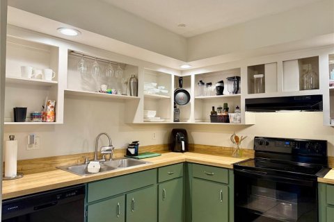 Casa en alquiler en Saint Petersburg, Florida, 2 dormitorios, 94.3 m2 № 1907271 - foto 5