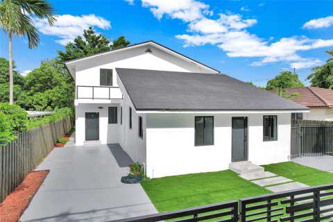 Купить виллу или дом в Майами, Флорида 6 спален, 246.75м2, № 2005278 - фото 5