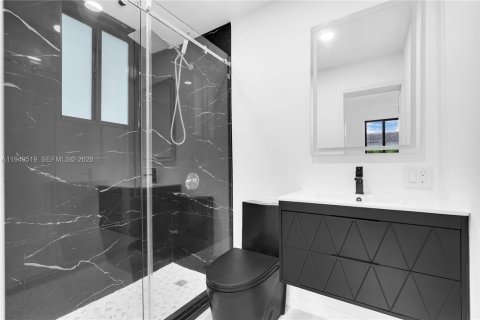 Купить виллу или дом в Майами, Флорида 6 спален, 246.75м2, № 2005278 - фото 3