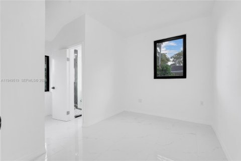 Купить виллу или дом в Майами, Флорида 6 спален, 246.75м2, № 2005278 - фото 14