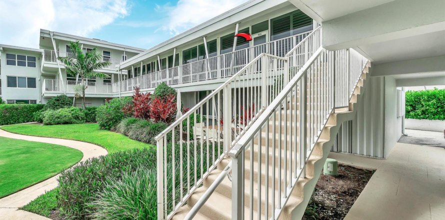 Condo à Hillsboro Beach, Floride, 2 chambres  № 2262047