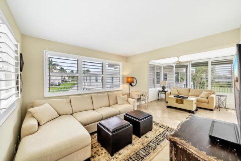 Copropriété à vendre à Hillsboro Beach, Floride: 2 chambres, 78.97 m2 № 2262047 - photo 9