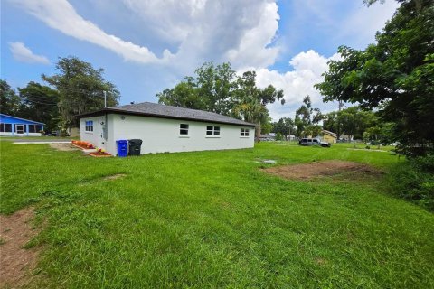 House in Lakeland, Florida 4 bedrooms, 133.04 sq.m. № 1869872 - photo 2