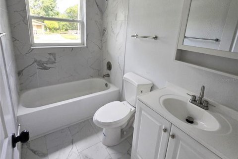 House in Lakeland, Florida 4 bedrooms, 133.04 sq.m. № 1869872 - photo 23