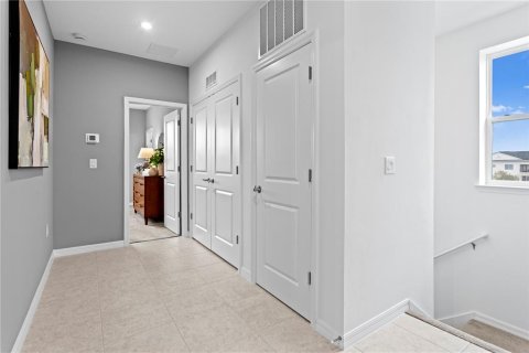 Adosado en venta en Orlando, Florida, 4 dormitorios, 194.82 m2 № 2374021 - foto 27
