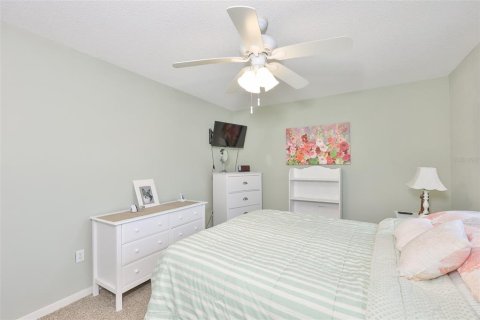 Villa ou maison à vendre à Sun City Center, Floride: 2 chambres, 106 m2 № 2209763 - photo 15