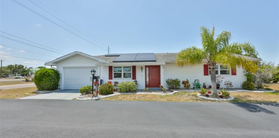 Villa ou maison à Sun City Center, Floride 2 chambres, 106 m2 № 2209763