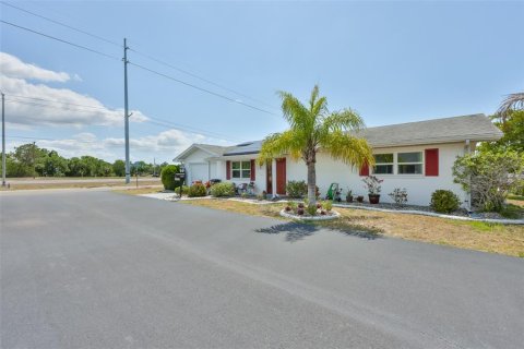 Villa ou maison à vendre à Sun City Center, Floride: 2 chambres, 106 m2 № 2209763 - photo 20