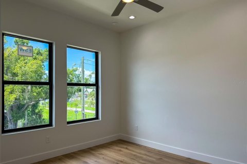 Adosado en alquiler en Tampa, Florida, 4 dormitorios, 196.95 m2 № 1815464 - foto 27