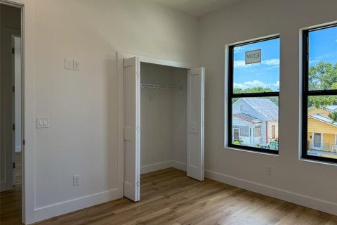 Adosado en alquiler en Tampa, Florida, 4 dormitorios, 196.95 m2 № 1815464 - foto 25