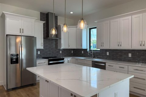 Adosado en alquiler en Tampa, Florida, 4 dormitorios, 196.95 m2 № 1815464 - foto 4