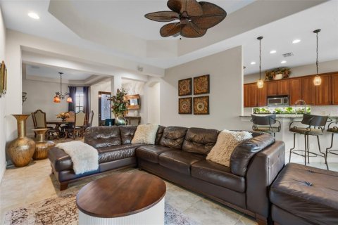 House in Windermere, Florida 3 bedrooms, 226.03 sq.m. № 1819162 - photo 12