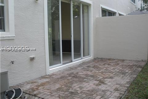 Townhouse in Miramar, Florida 3 bedrooms, 185.99 sq.m. № 1806109 - photo 21
