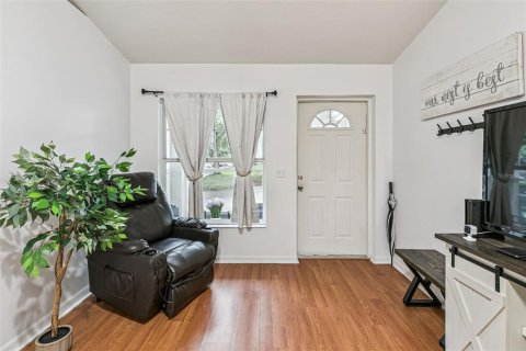 House in Clermont, Florida 2 bedrooms, 79.71 sq.m. № 2221136 - photo 7