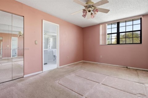 Купить таунхаус в Майами, Флорида 3 спальни, 131.92м2, № 2036298 - фото 27