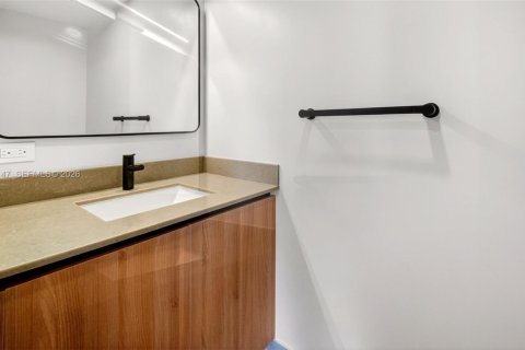 Copropriété à vendre à Miami, Floride: 1 chambre, 54.91 m2 № 2153385 - photo 14