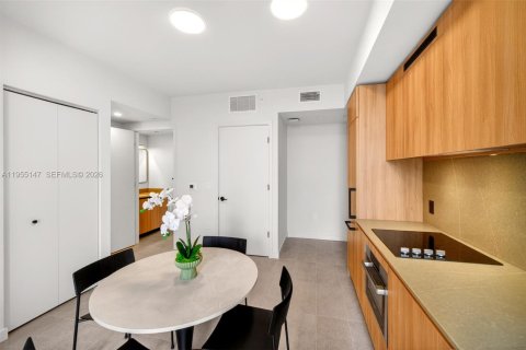 Copropriété à vendre à Miami, Floride: 1 chambre, 54.91 m2 № 2153385 - photo 7