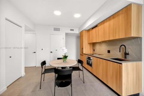 Copropriété à vendre à Miami, Floride: 1 chambre, 54.91 m2 № 2153385 - photo 9