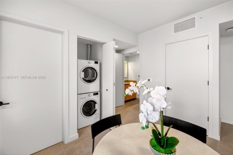 Copropriété à vendre à Miami, Floride: 1 chambre, 54.91 m2 № 2153385 - photo 6