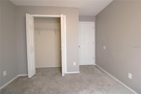 House in Orlando, Florida 4 bedrooms, 125.98 sq.m. № 2226701 - photo 14