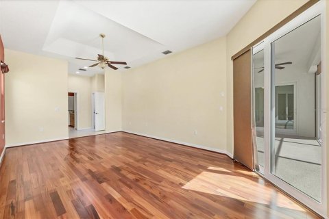 House in Bradenton, Florida 3 bedrooms, 200.85 sq.m. № 1808082 - photo 15