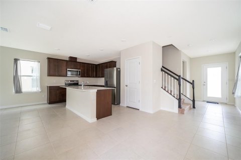 Casa en alquiler en Kissimmee, Florida, 4 dormitorios, 185.71 m2 № 2098252 - foto 6