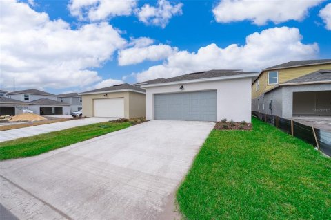 Casa en alquiler en Kissimmee, Florida, 4 dormitorios, 185.71 m2 № 2098252 - foto 20