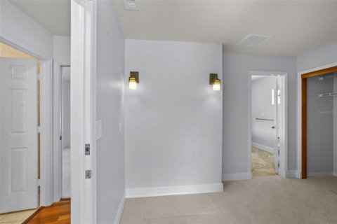 Снять в аренду виллу или дом в Сент-Питерсберг, Флорида 10 комнат, 259.57м2, № 1818805 - фото 25